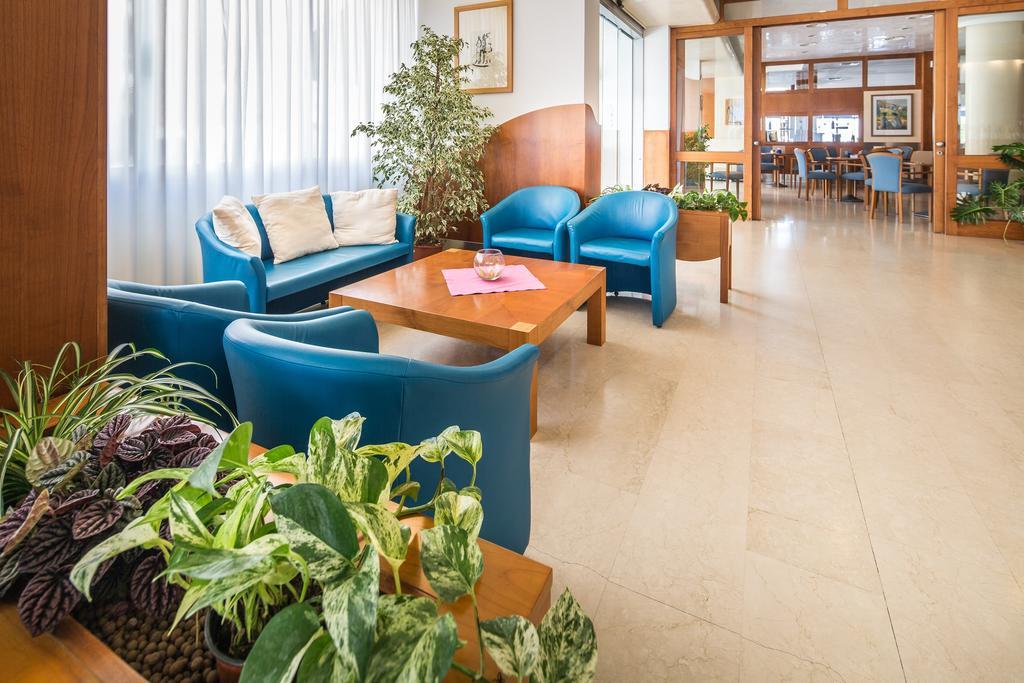 ביביונה Hotel Palace מראה חיצוני תמונה